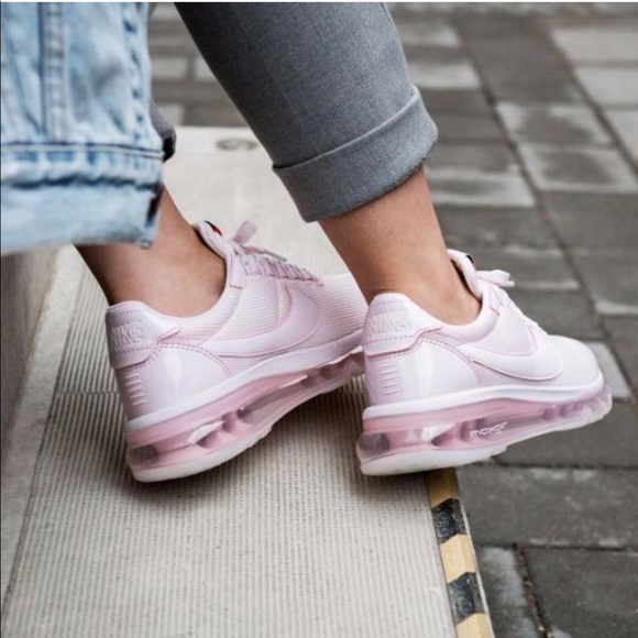 Nike air max ld zero se sneakers NWT Nike air max ld zero se sneakers NWT